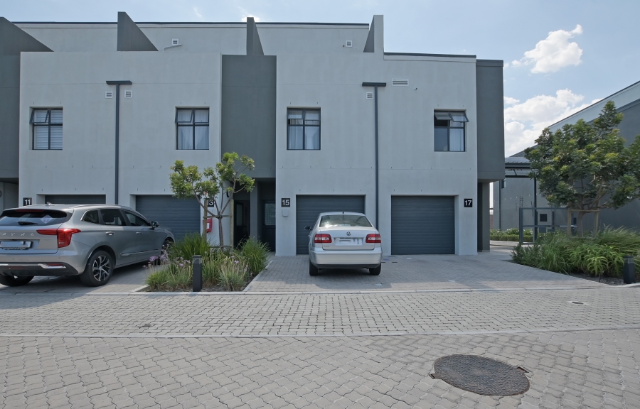 4 Bedroom Property for Sale in Sandown Western Cape